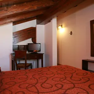 Affittacamere La Casa Vieja Maturana